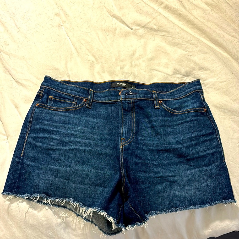 Hudson Jean shorts women’s size 31